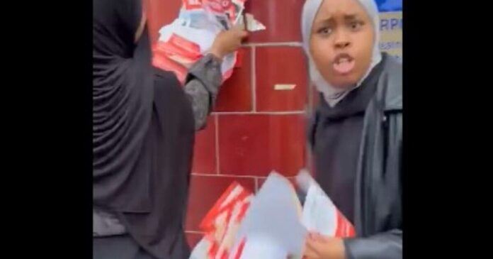 muslim women jews missing posters london 1200x630